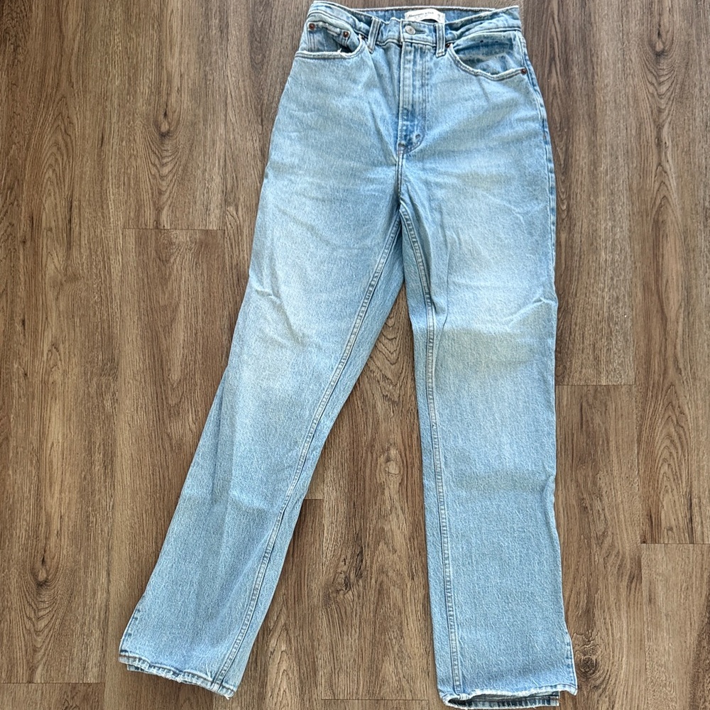 Abercrombie & Fitch light Blue ultra high rise Curve Love Women's Jeans
